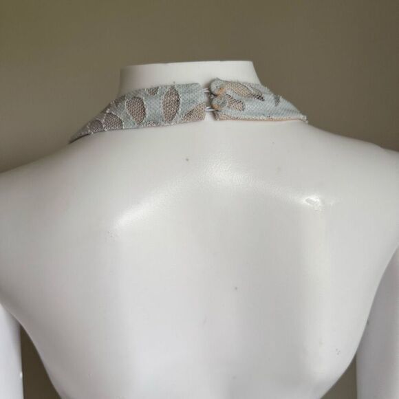 BCBGMAXAZRIA Blue Ruffle Lace Halter Dress - Picture 7 of 10